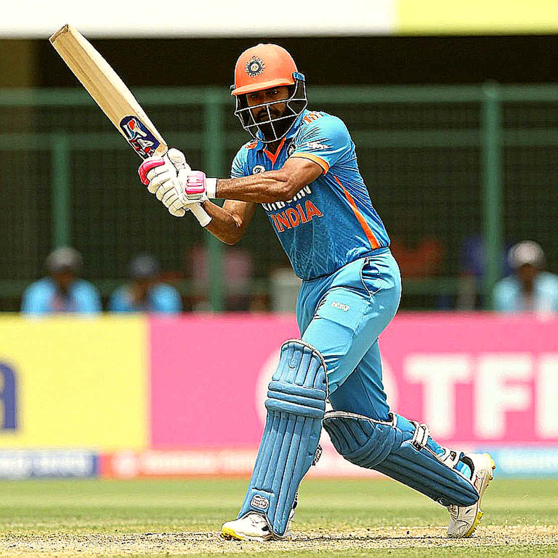 Auction Hammer, Test Clock: The Ledger Behind Asia's Young-Player Premium