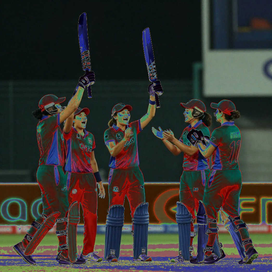 পাওয়ারপ্লের আতশবাজি, মাঝের ওভারের নীরব হিসাব